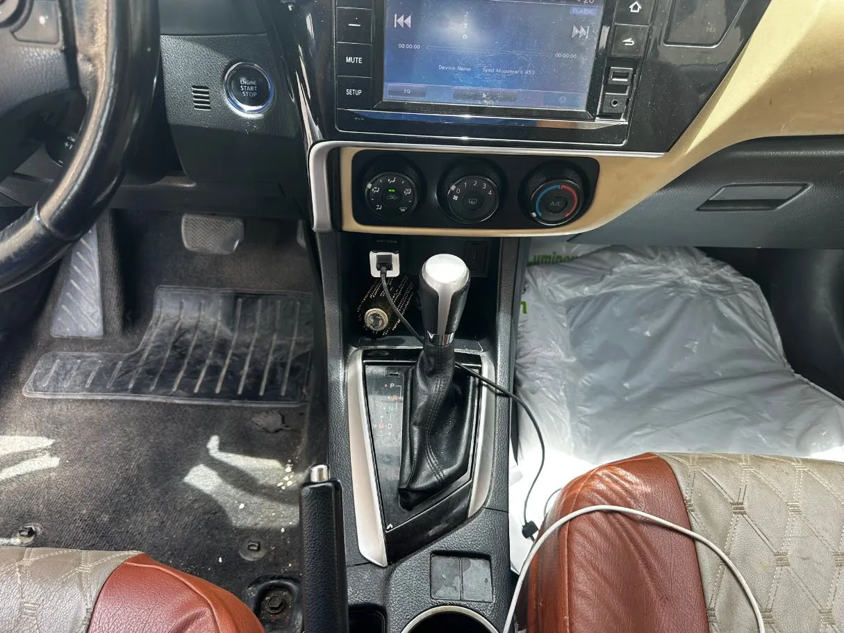 Car image 17