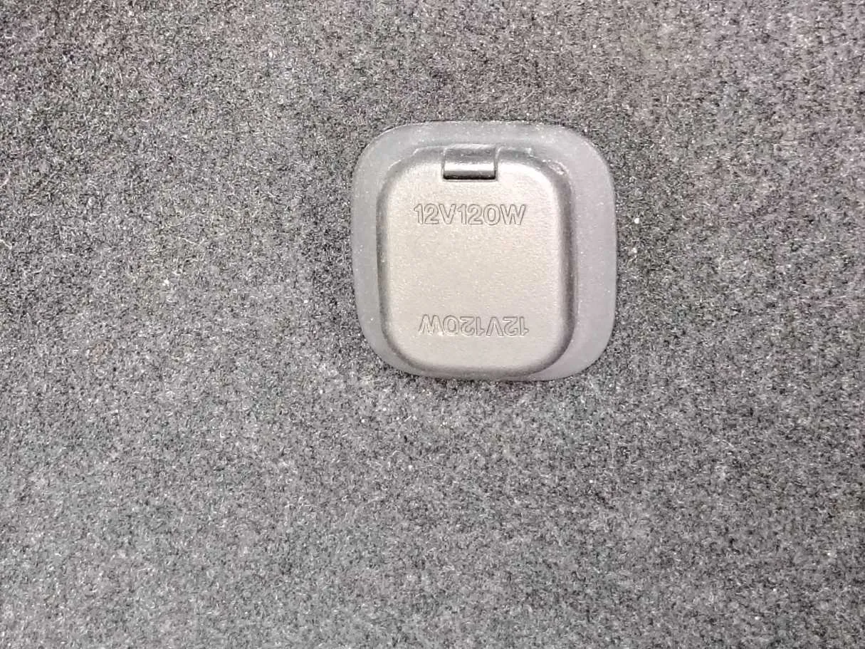 Car image 38