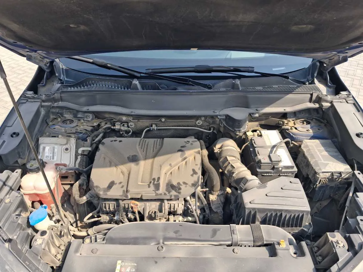 Car image 21