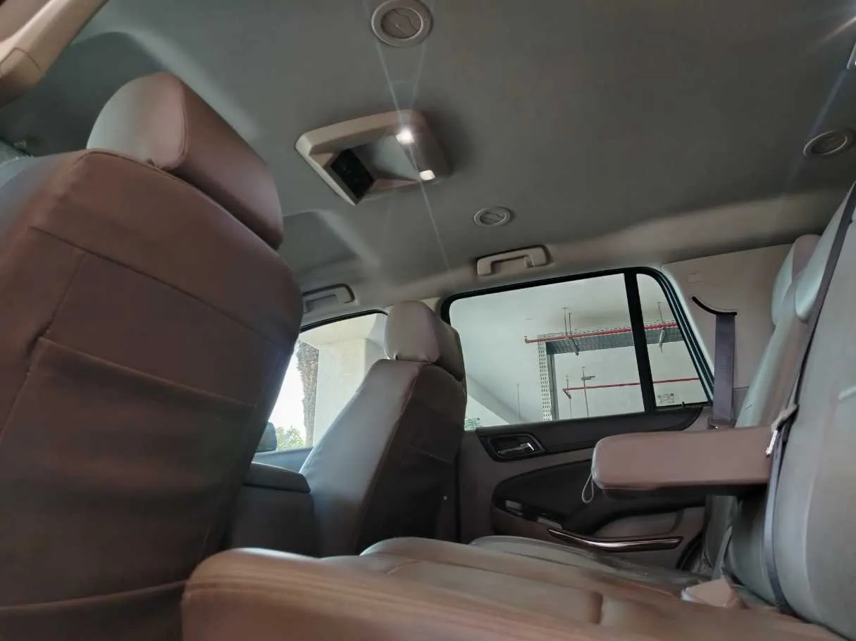 Car image 21