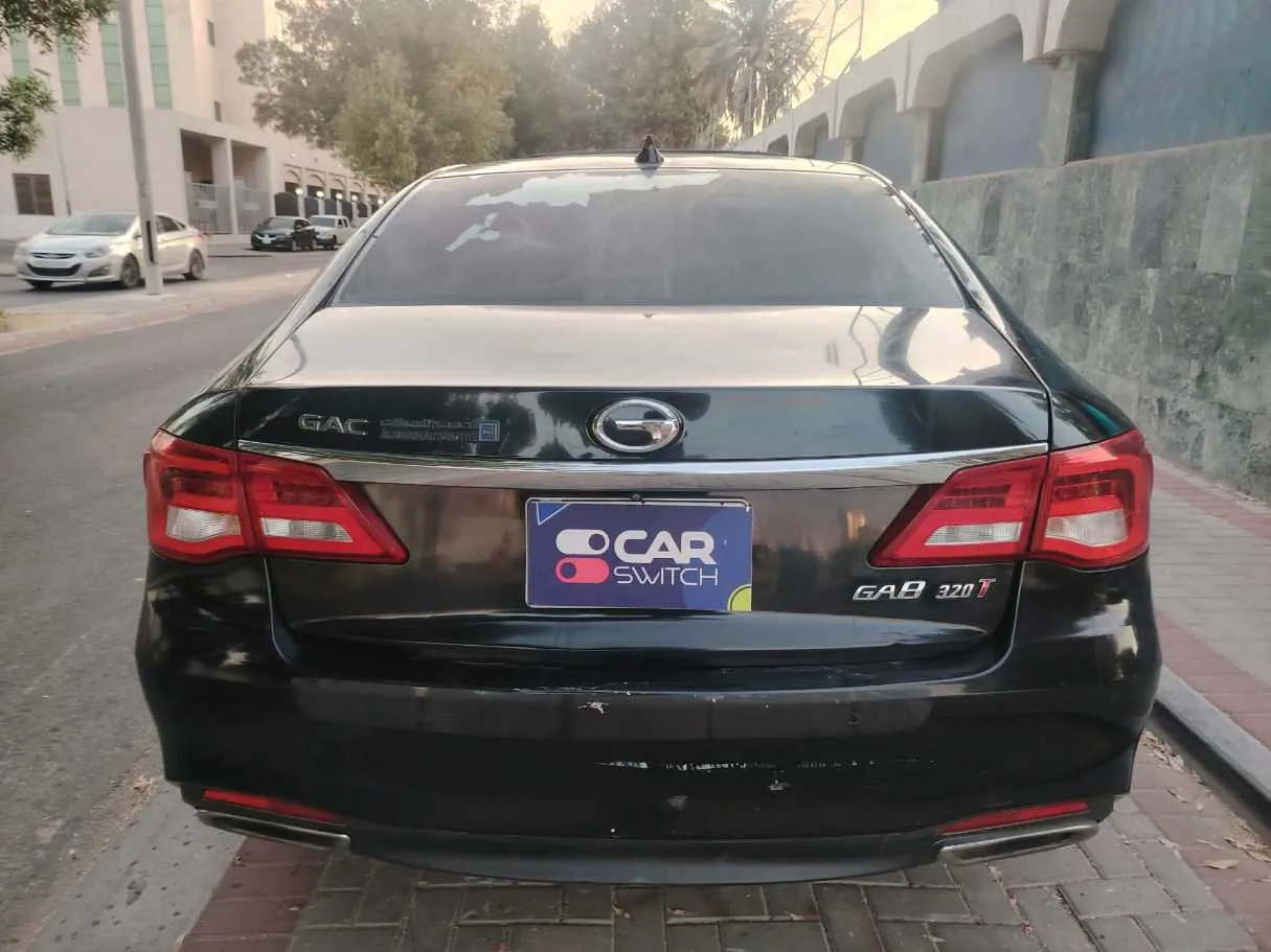 Car image 6