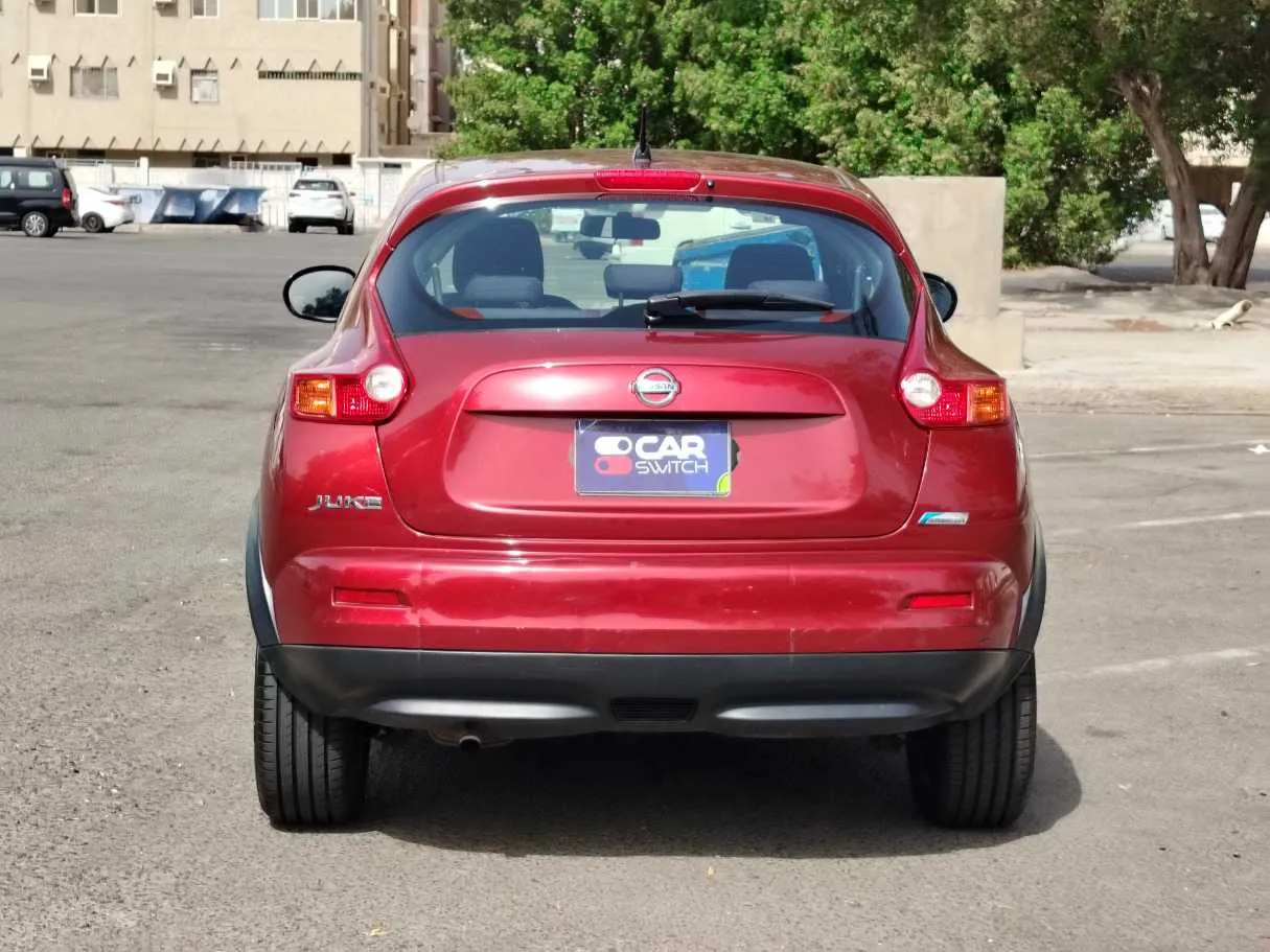 Car image 6