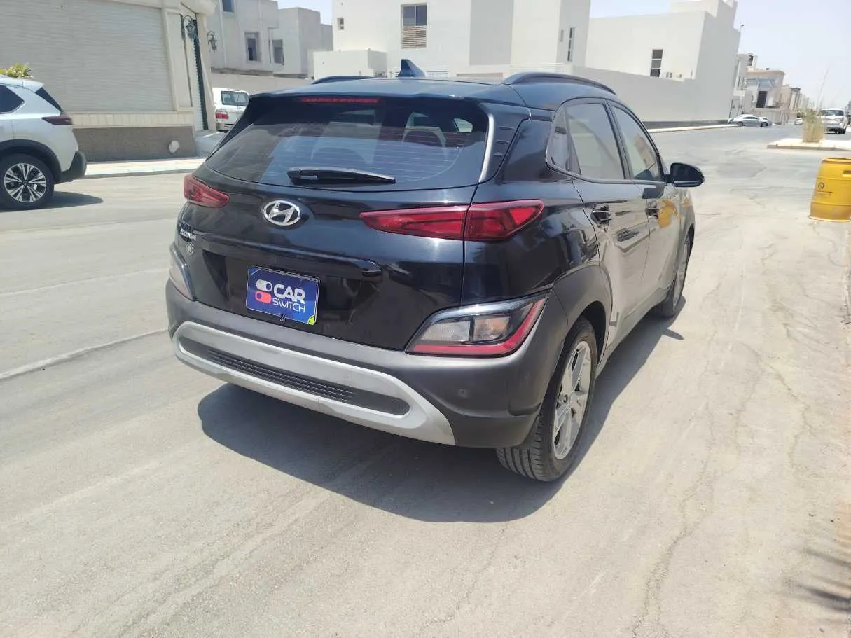 Car image 5