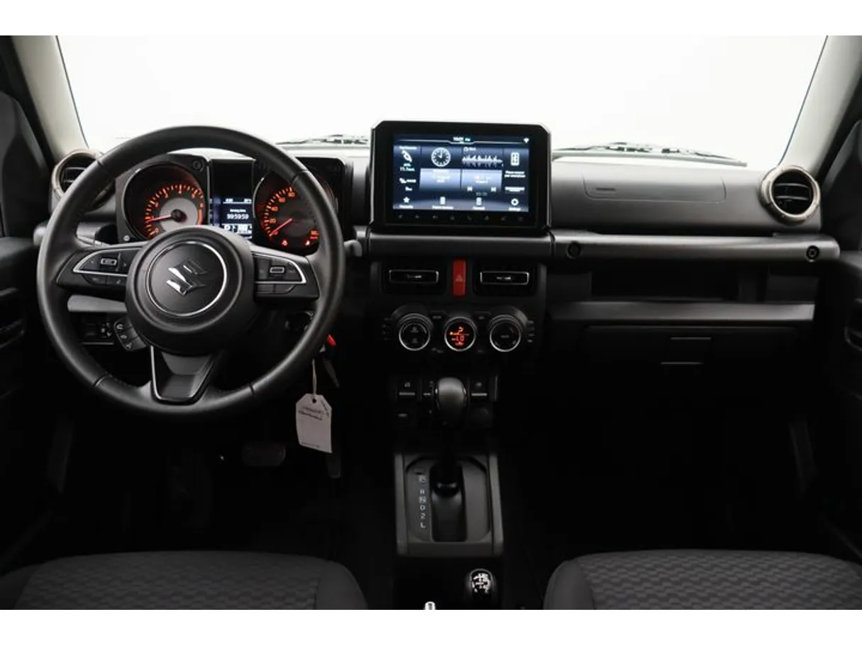 Car image 14