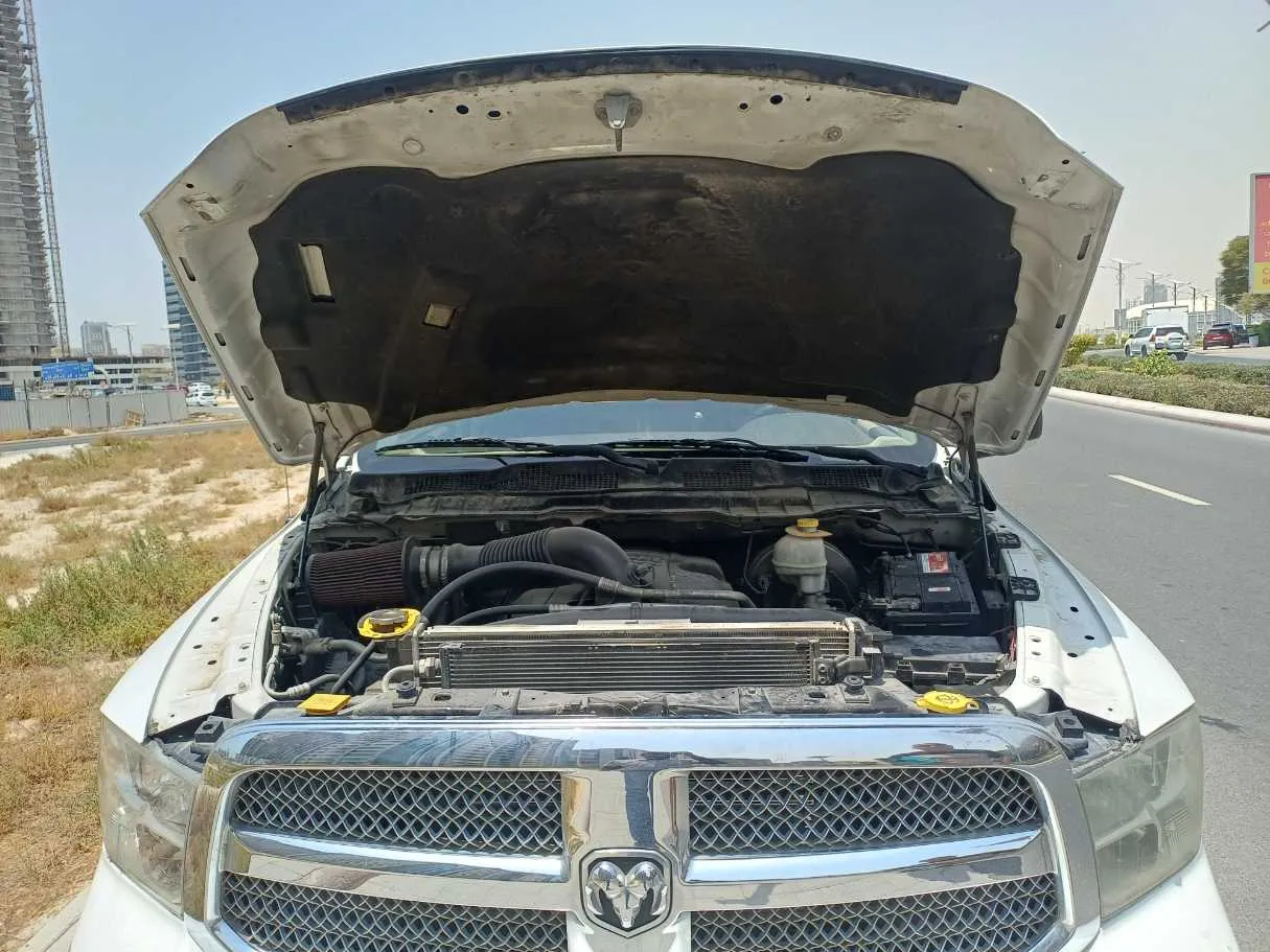 Car image 22