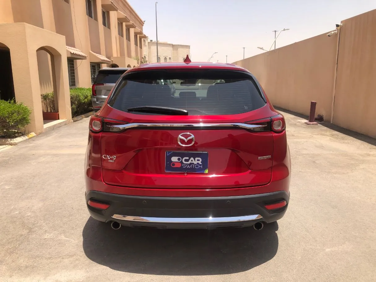 Car image 6