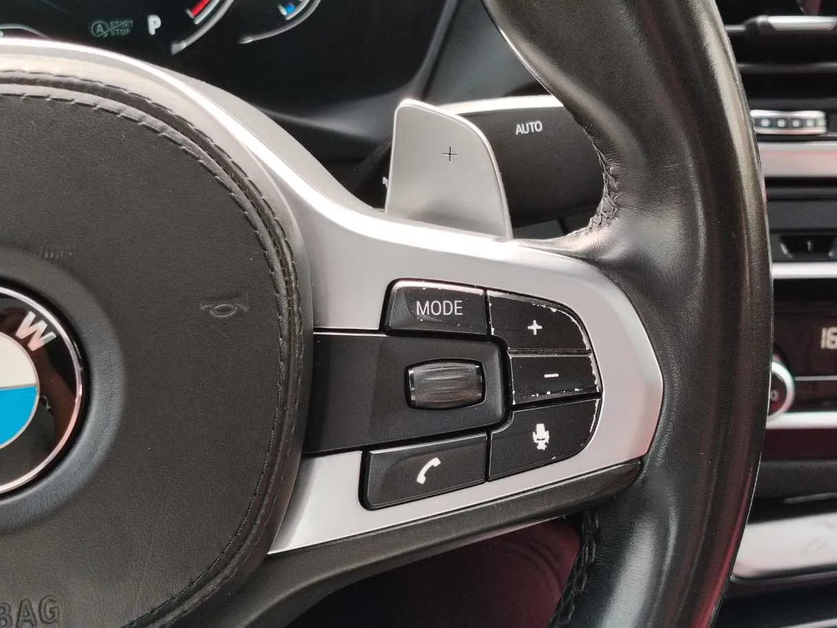 Car image 35