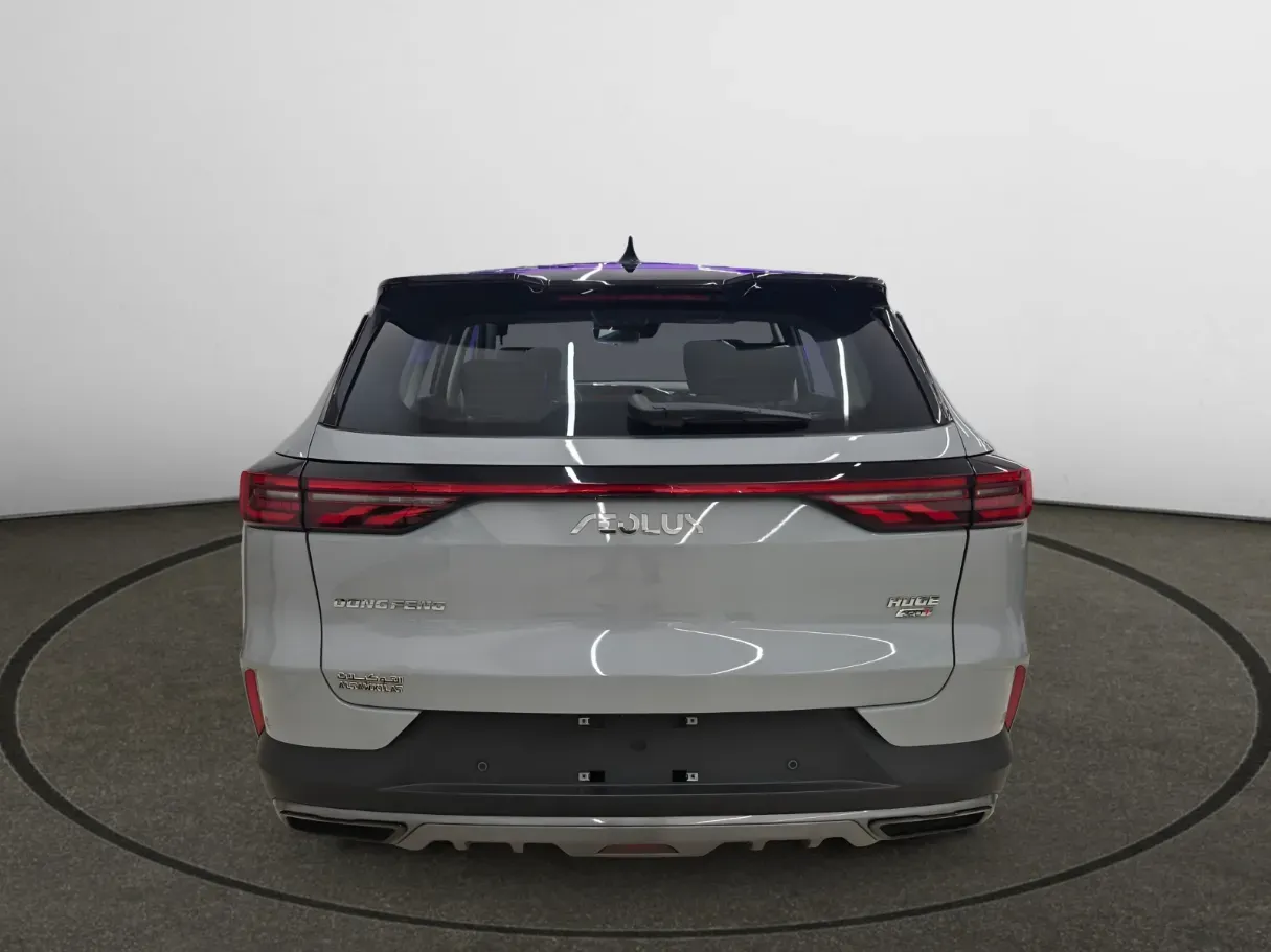 Car image 3