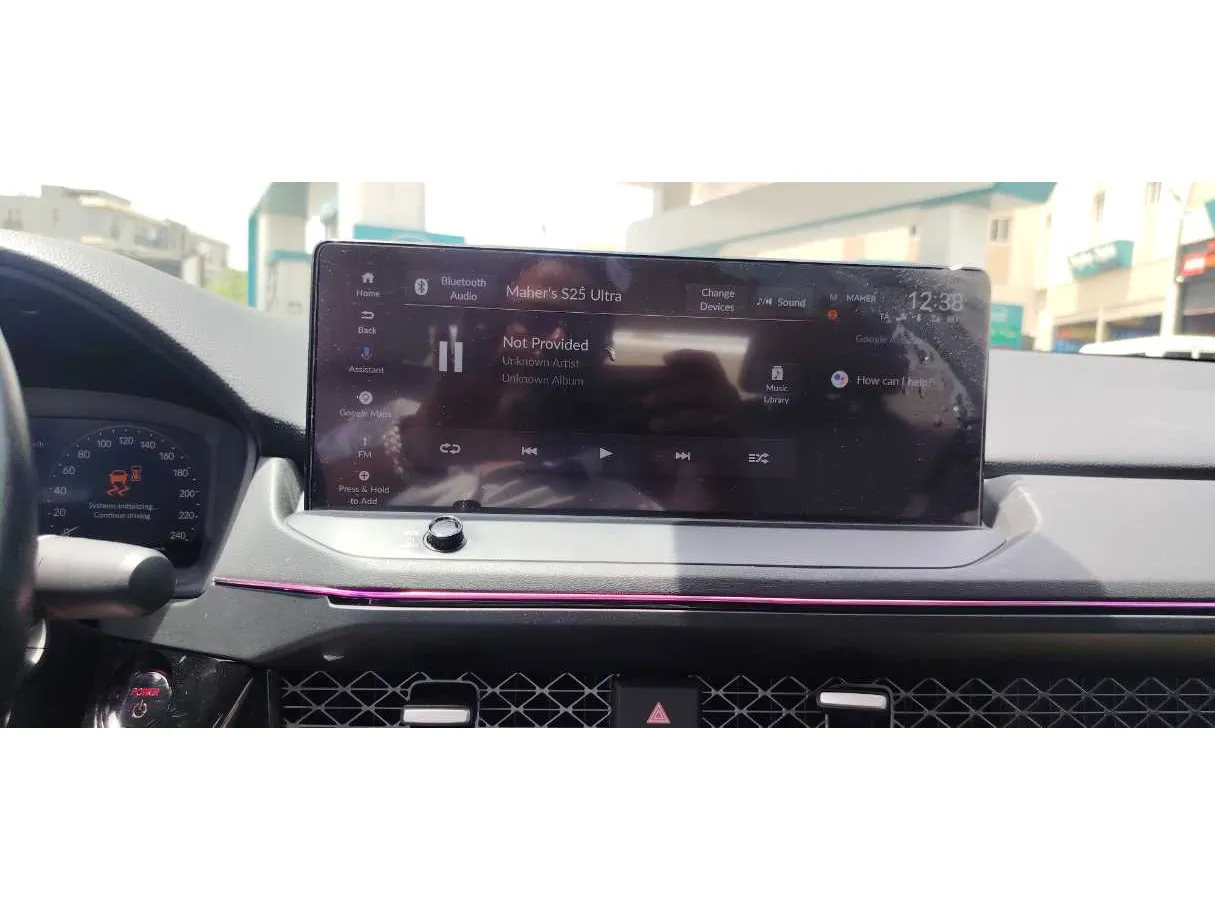 Car image 19