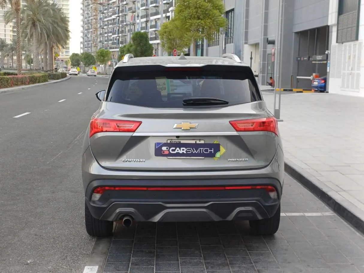 Car image 6