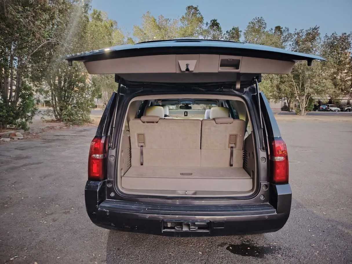 Car image 29