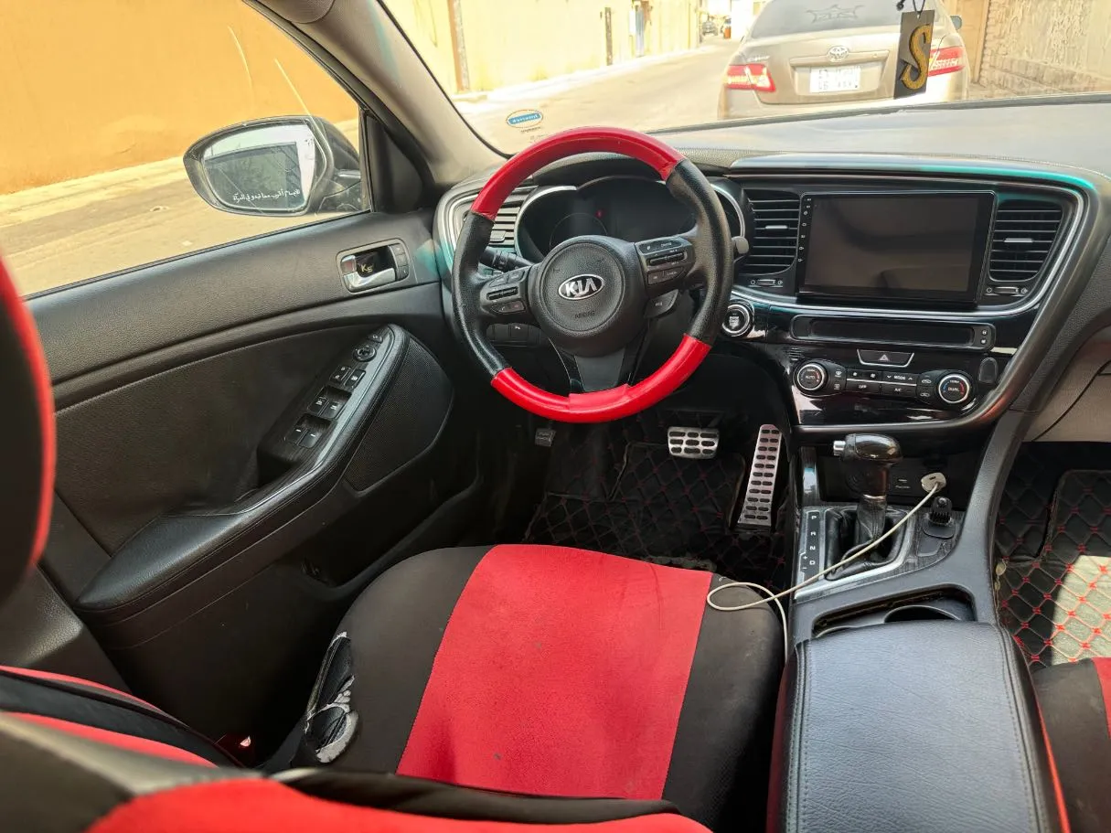Car image 17