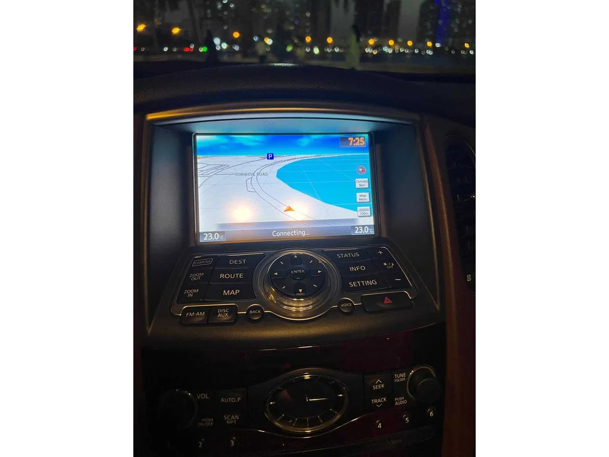 Car image 28