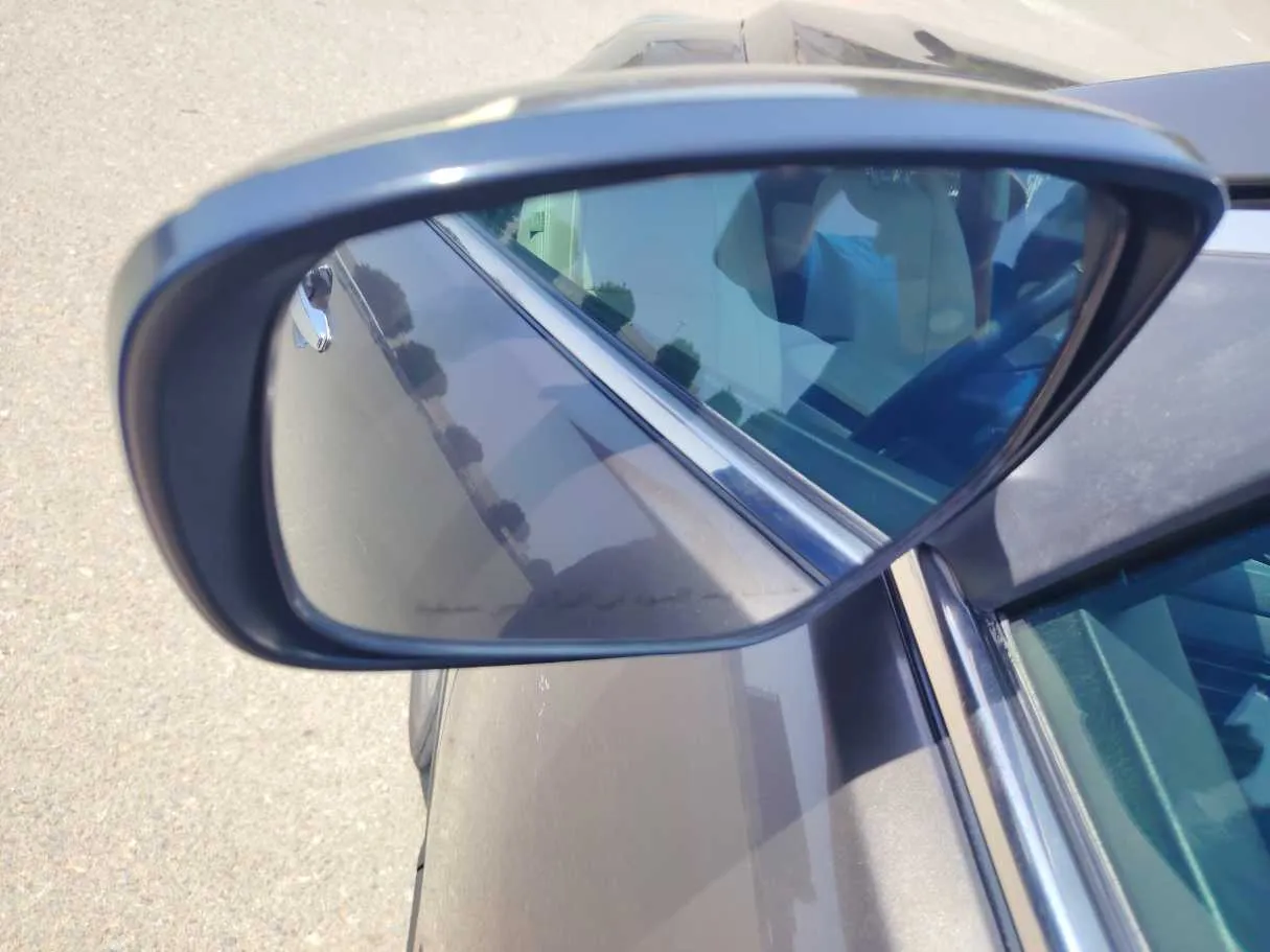 Car image 31