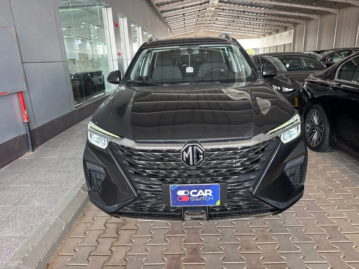 Car image 2
