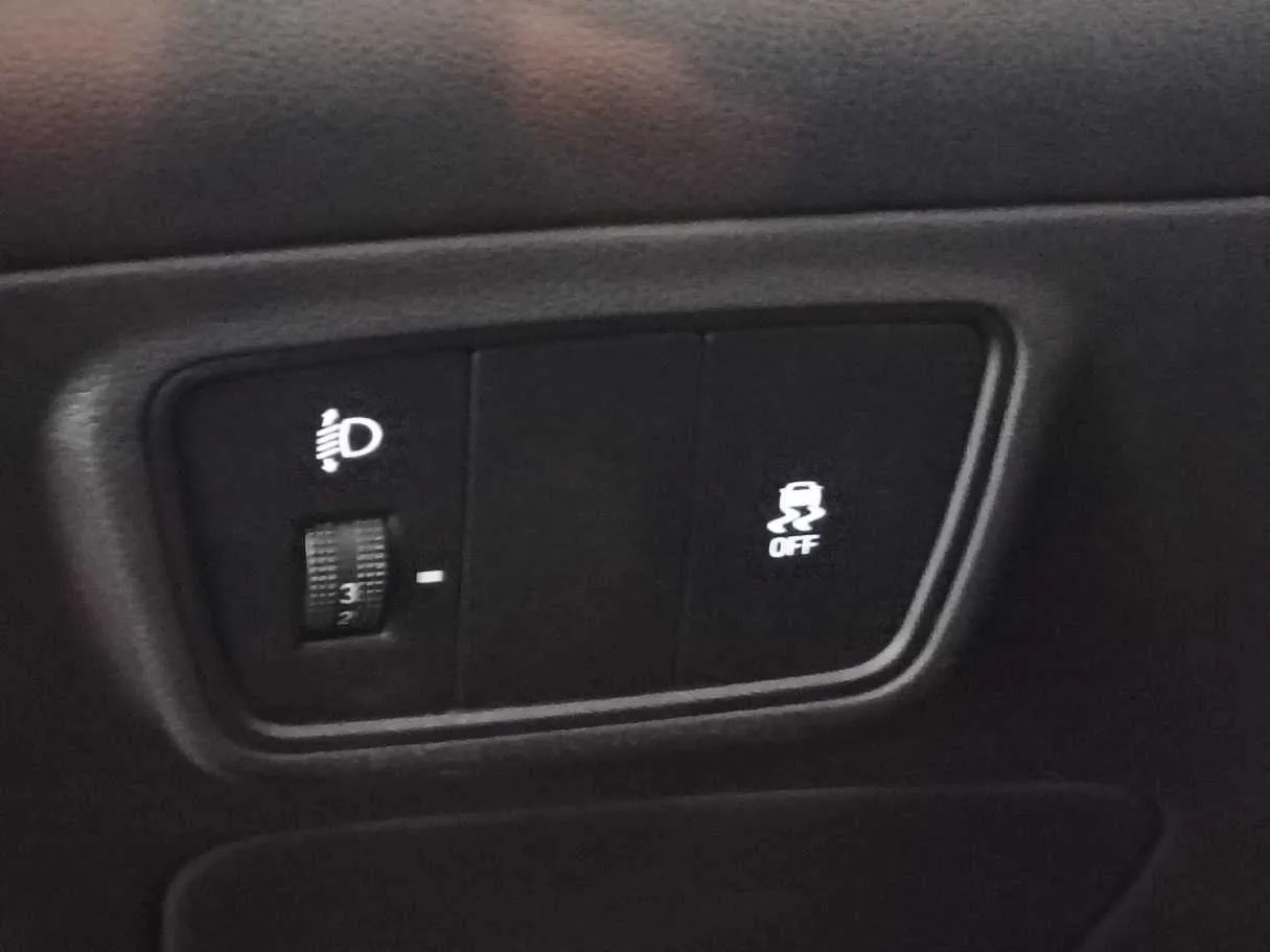 Car image 27