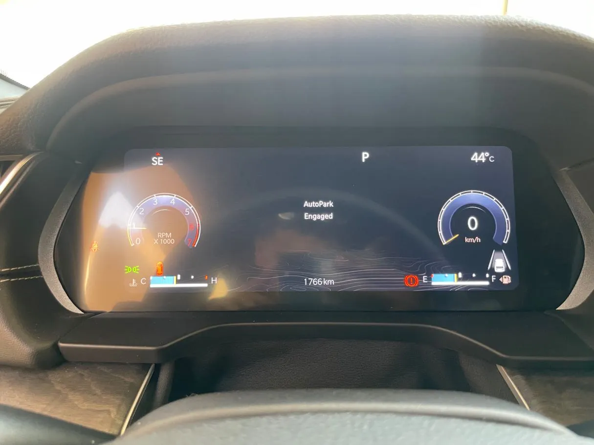 Car image 21