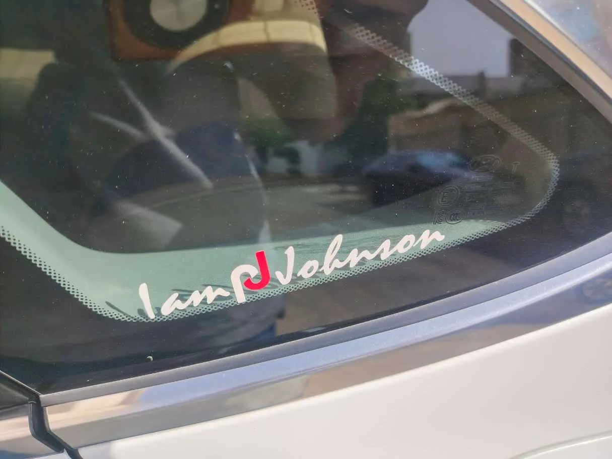 Car image 37