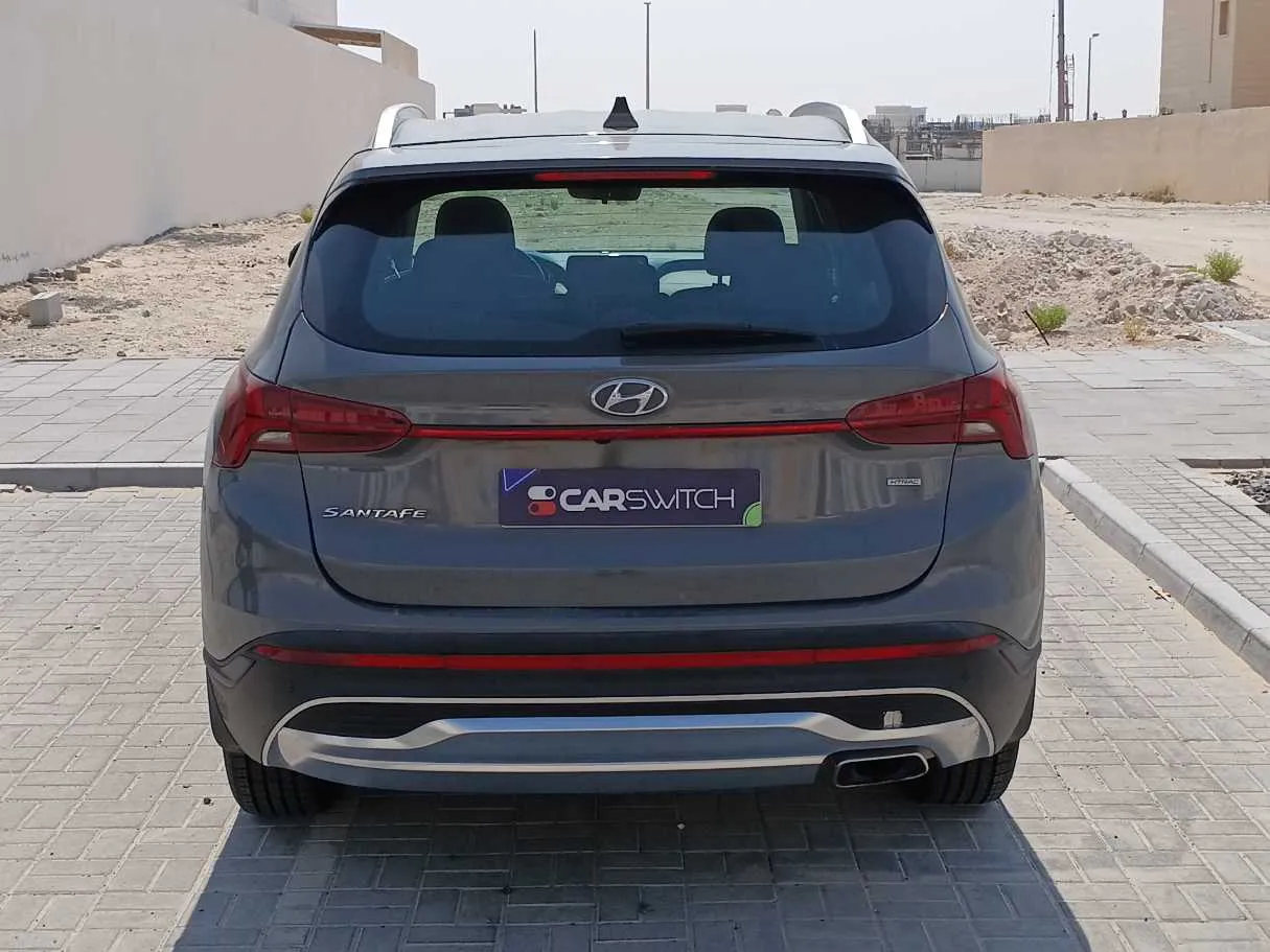 Car image 6