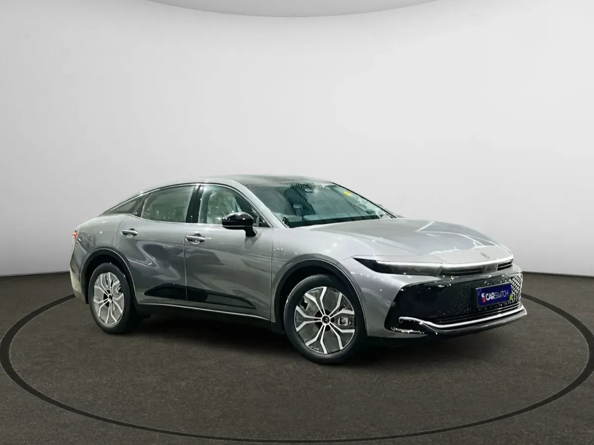 Car image 2