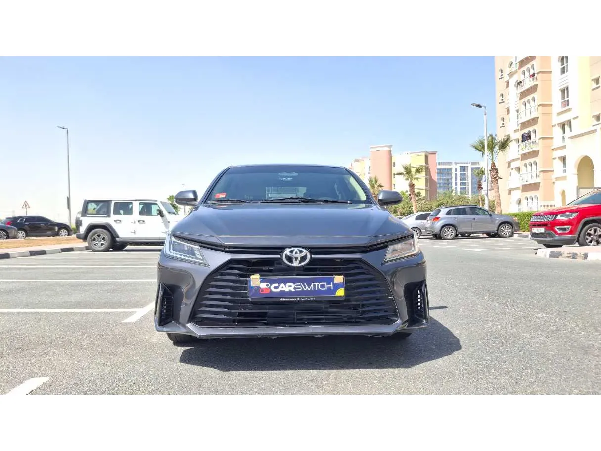 Car image 2