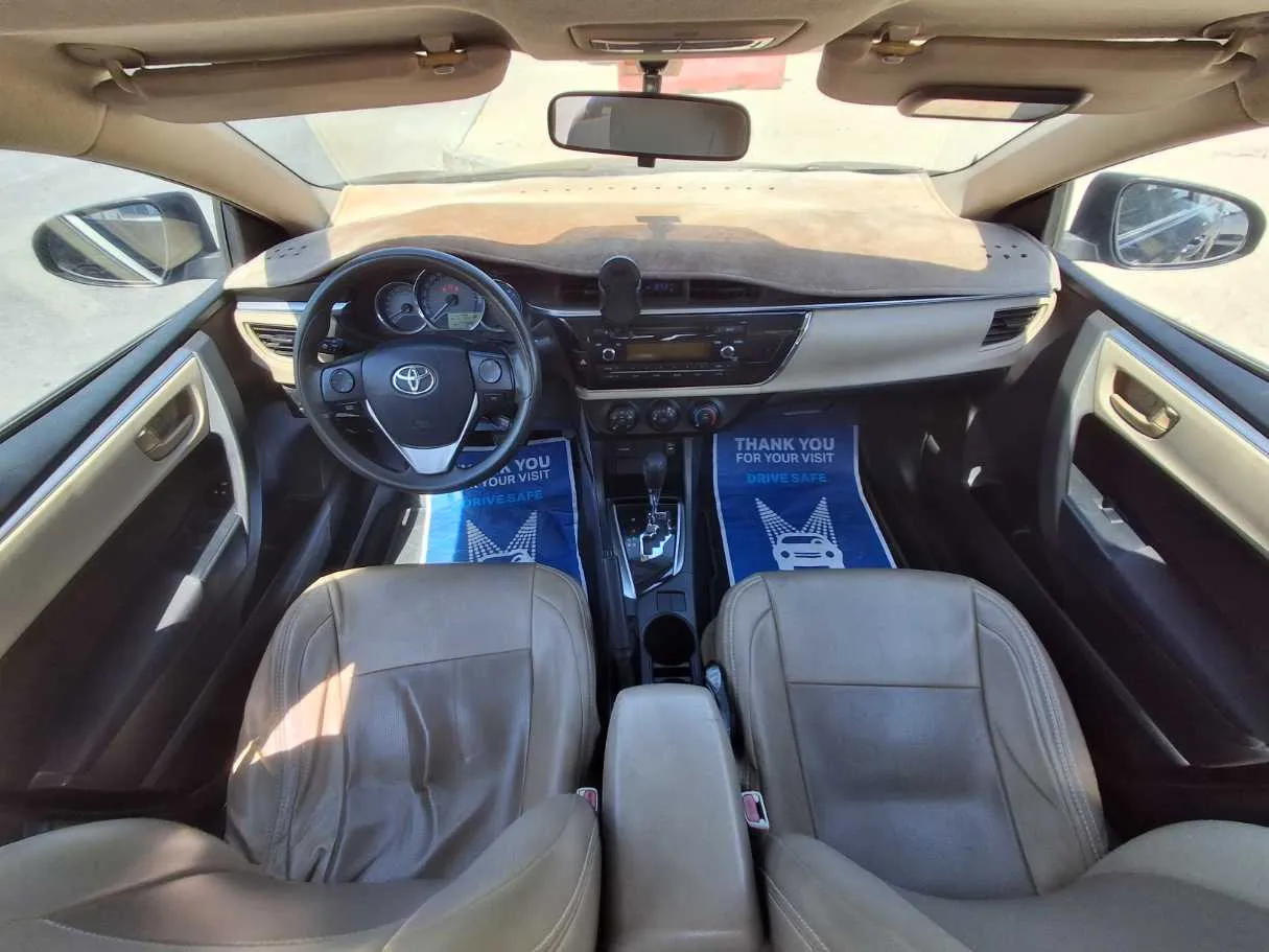 Car image 16