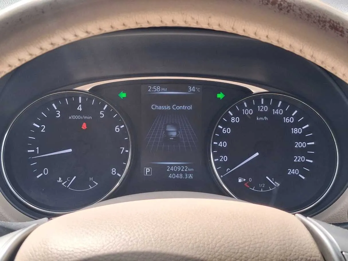 Car image 20