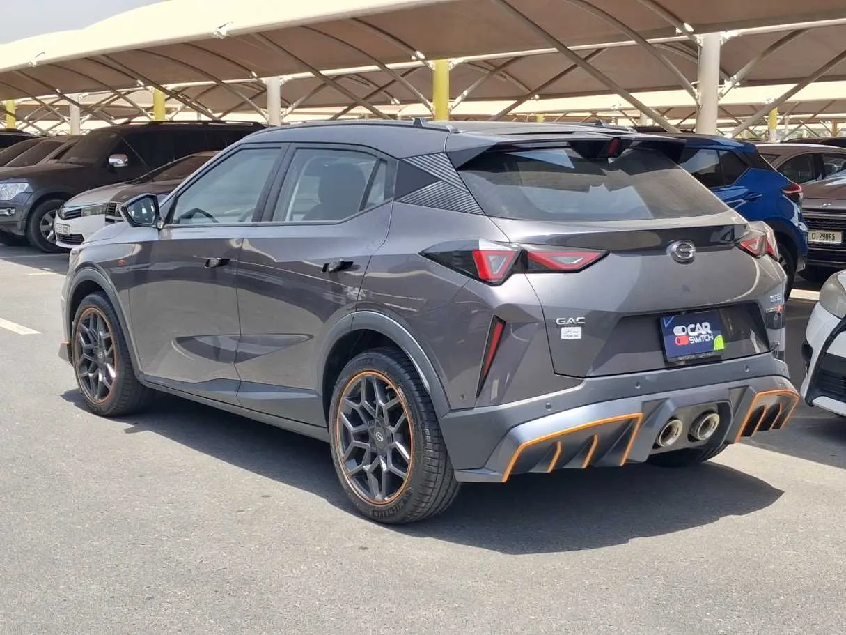 Car image 5