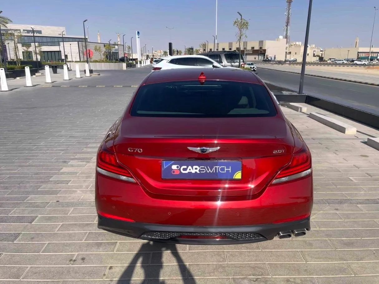 Car image 6
