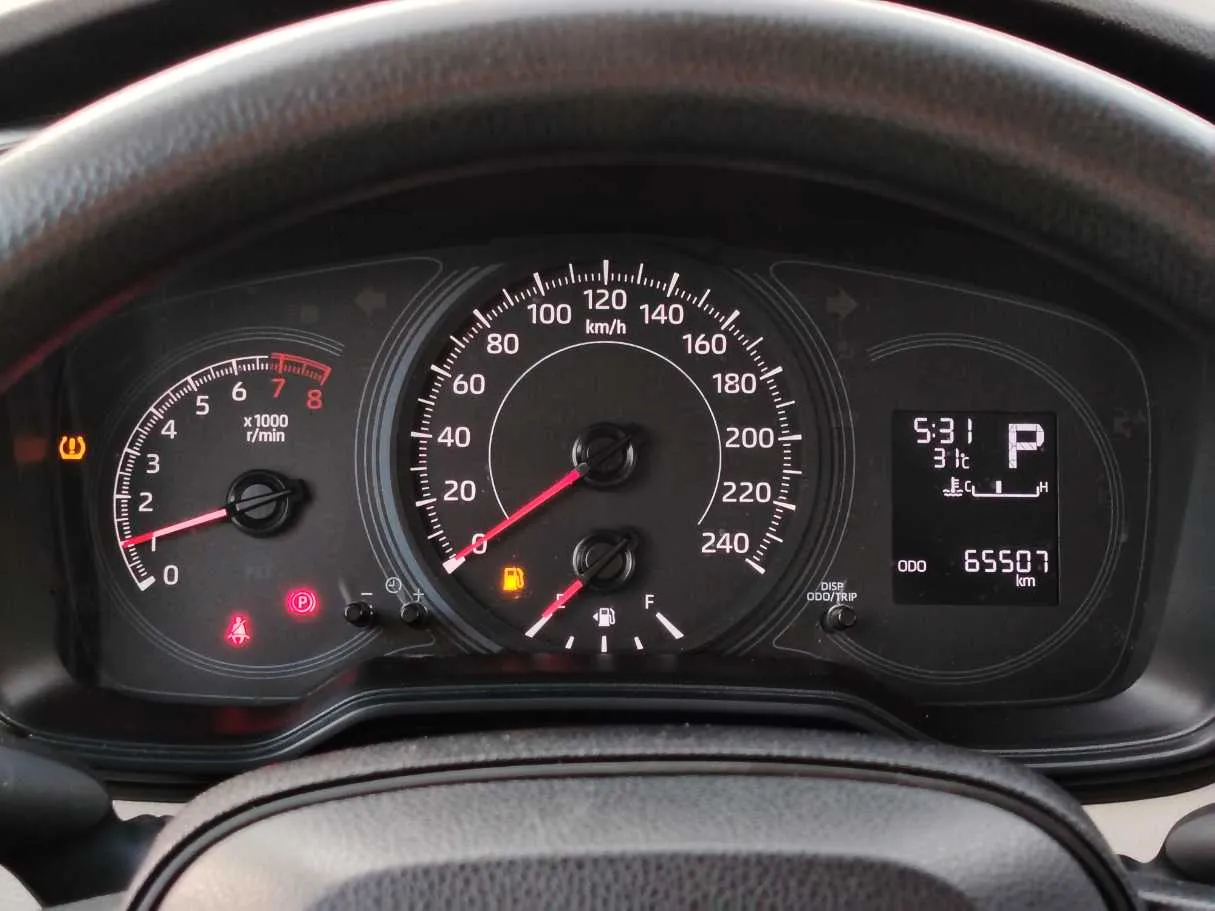 Car image 22