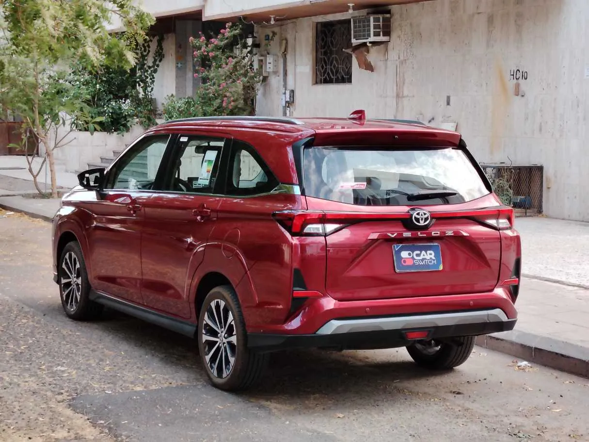 Car image 7