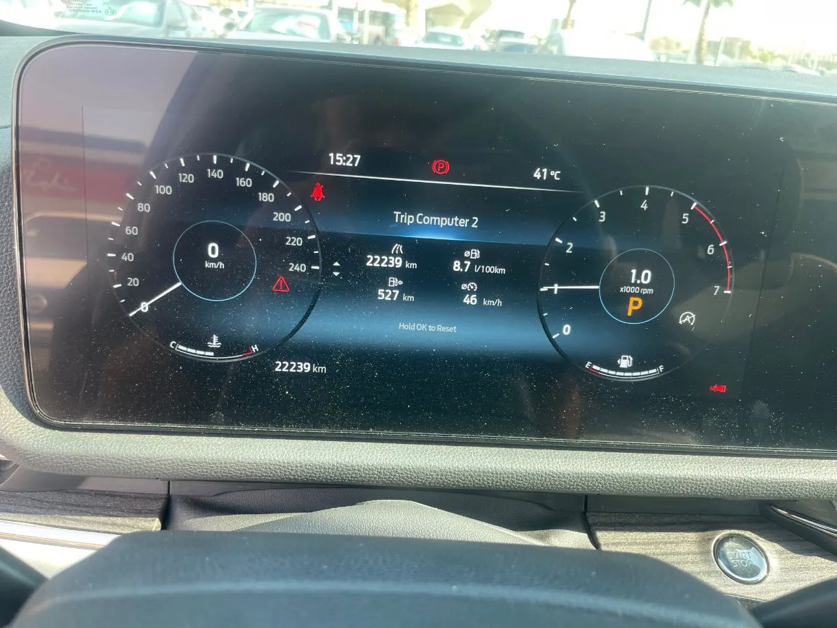 Car image 22