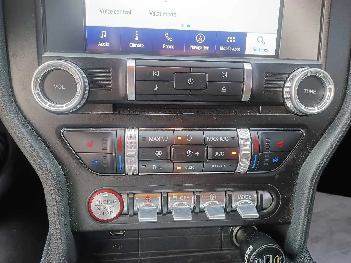 Car image 22