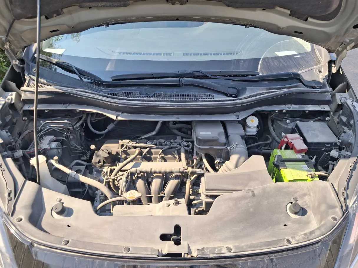 Car image 23