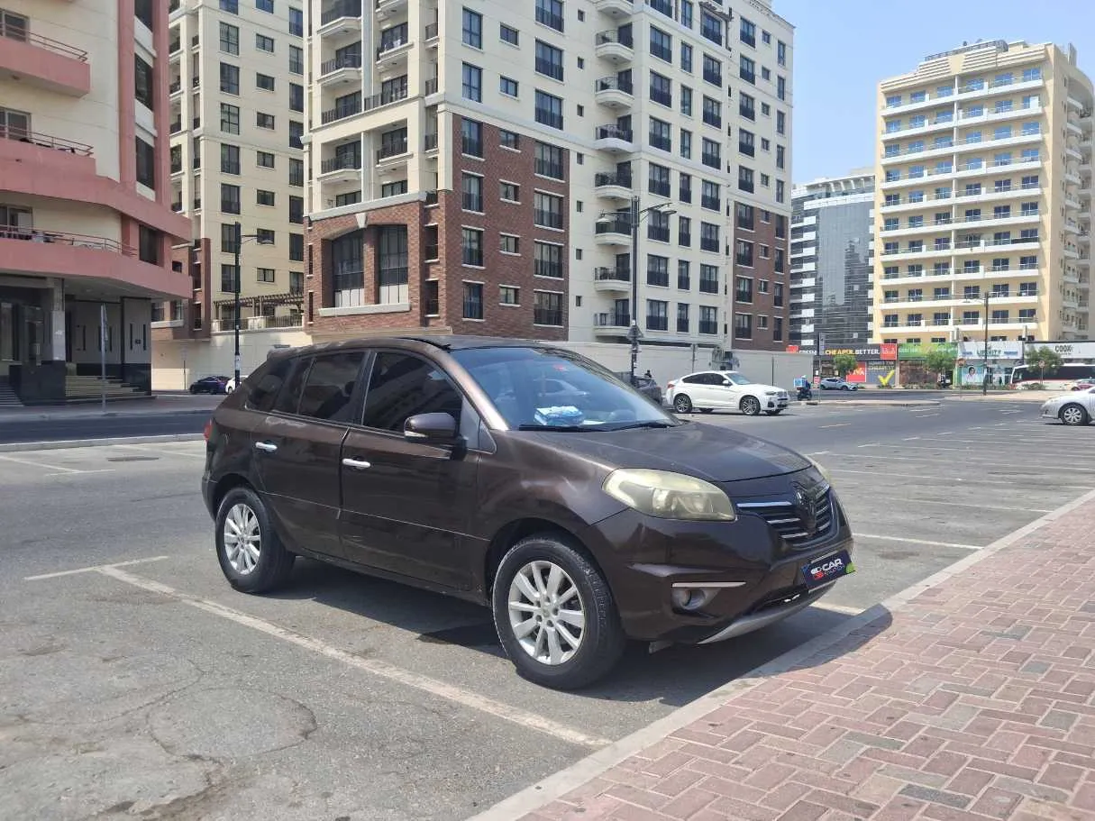 Car image 3