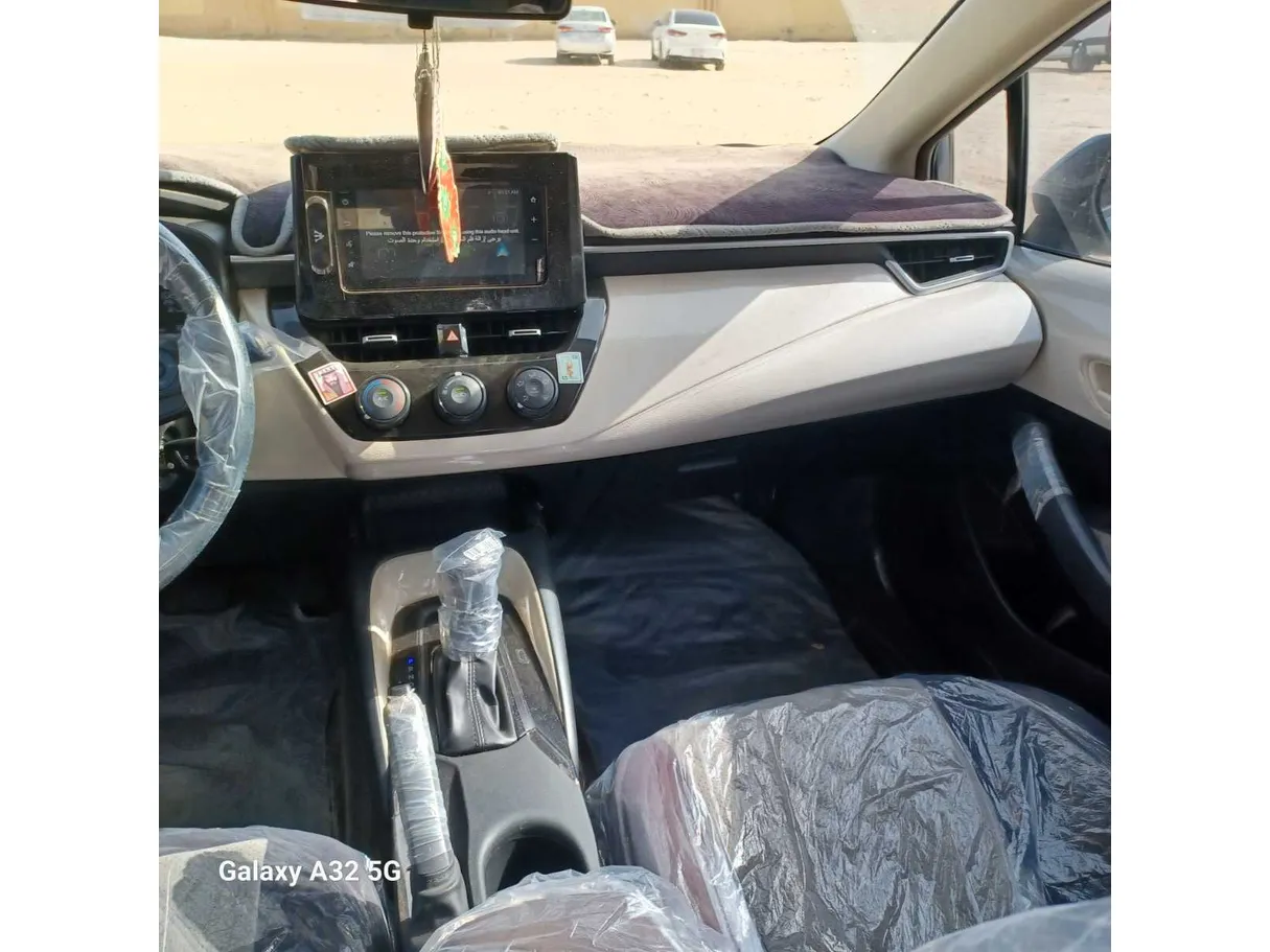 Car image 17