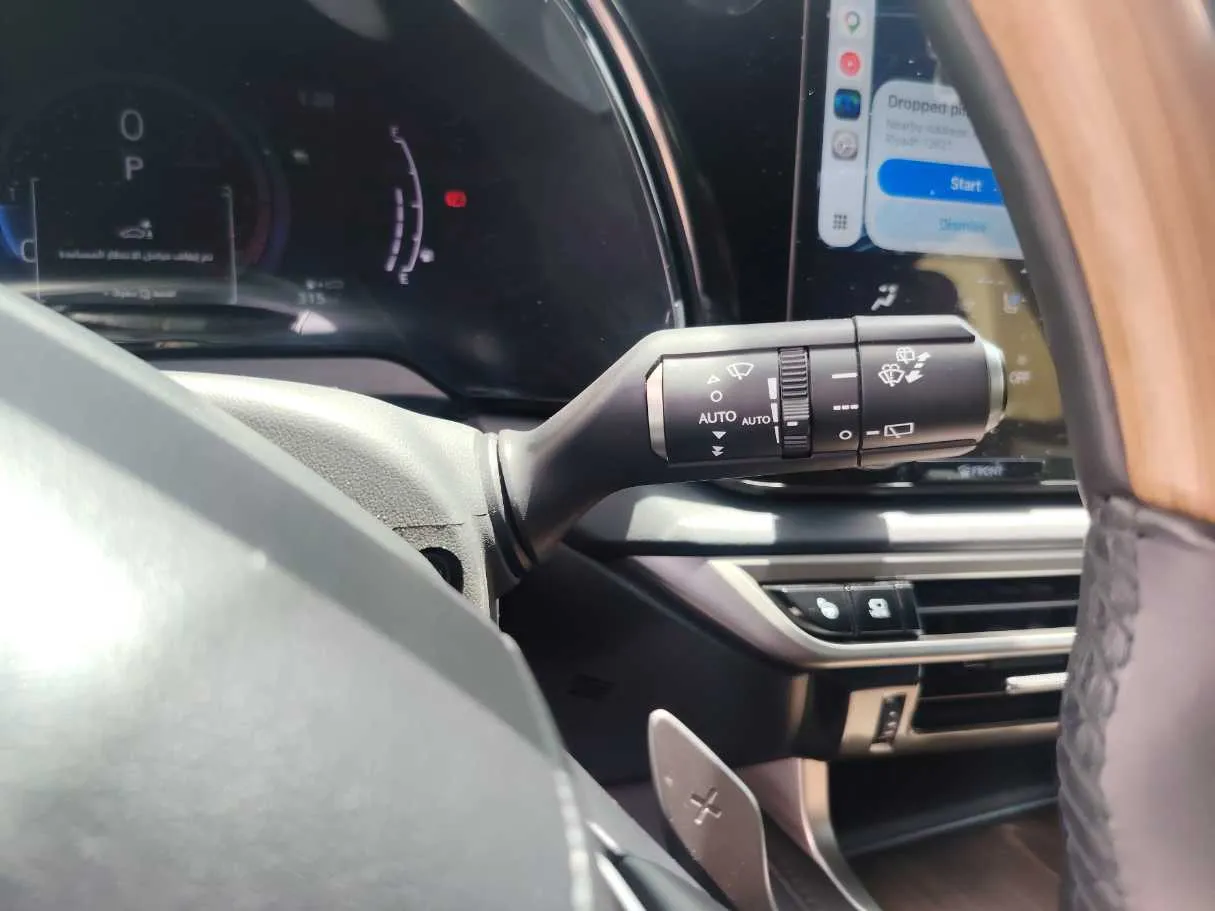 Car image 27