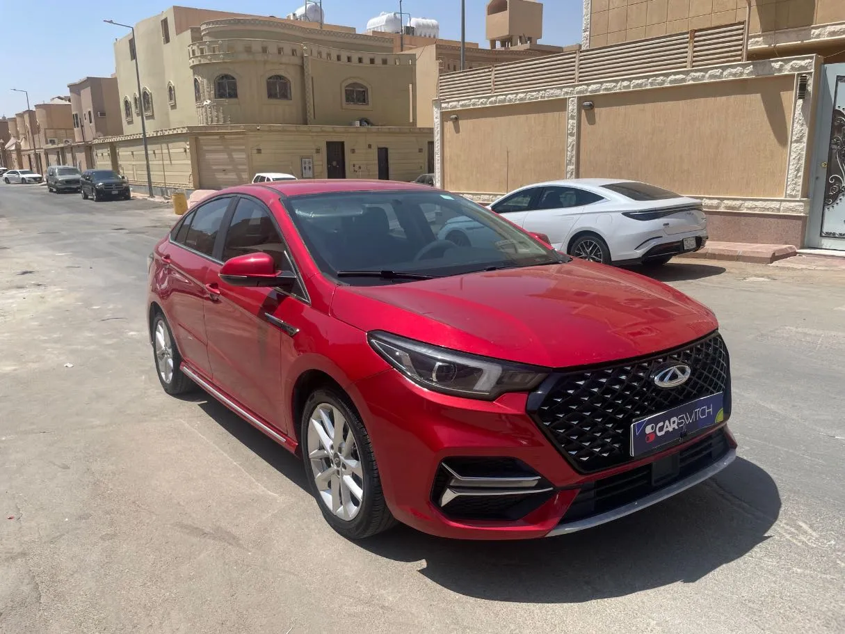 Car image 3