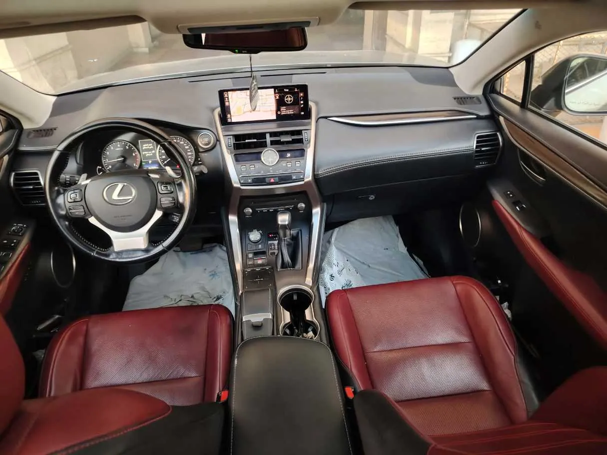 Car image 21