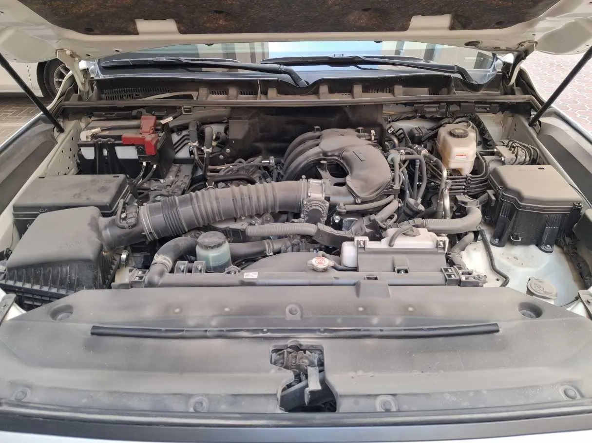 Car image 22