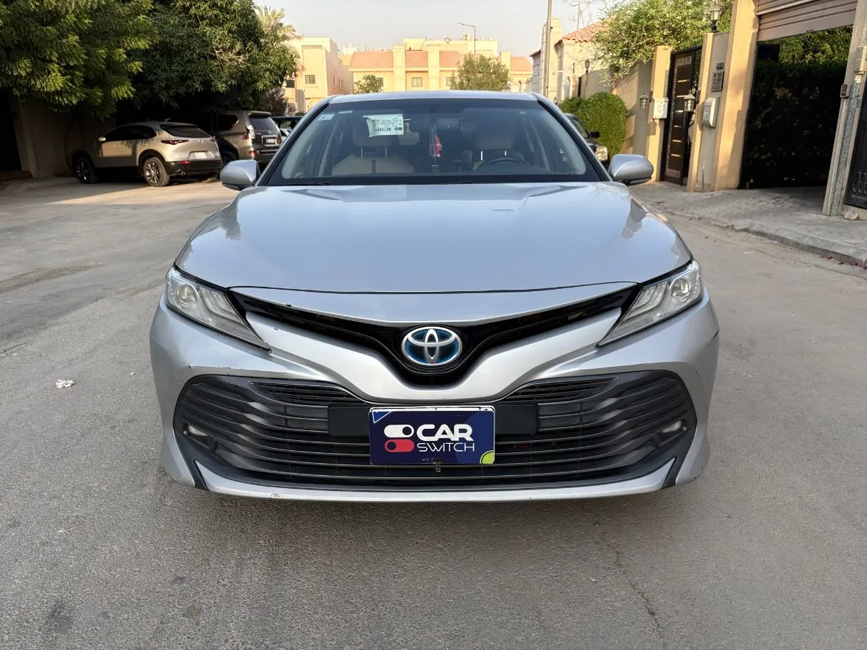Car image 2