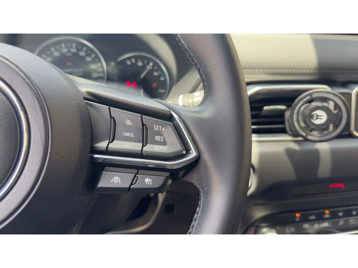 Car image 27