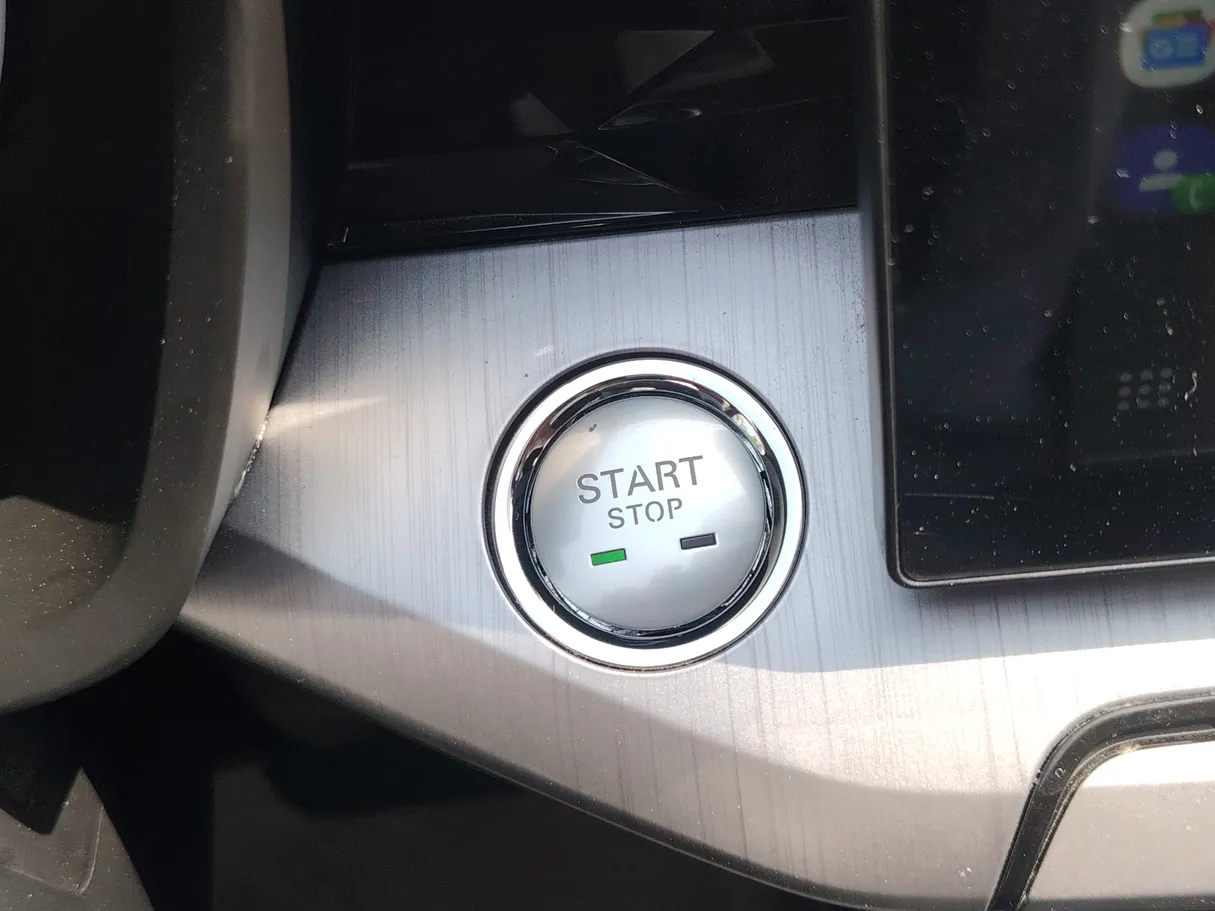 Car image 29