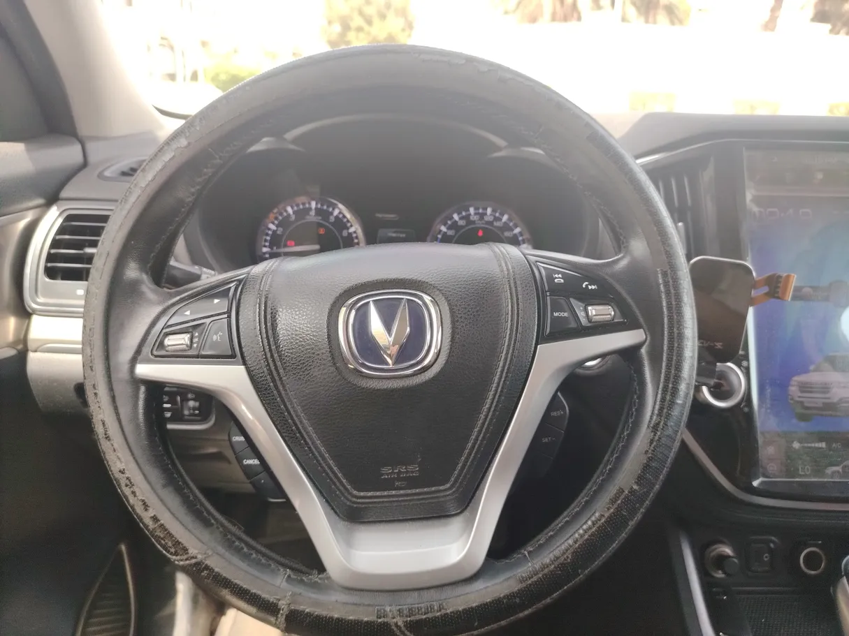 Car image 21
