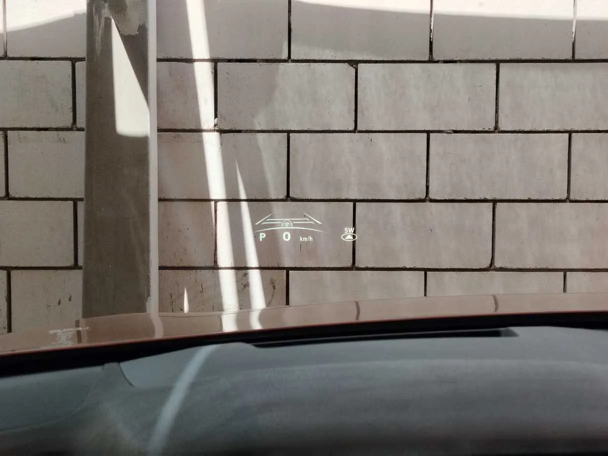 Car image 40
