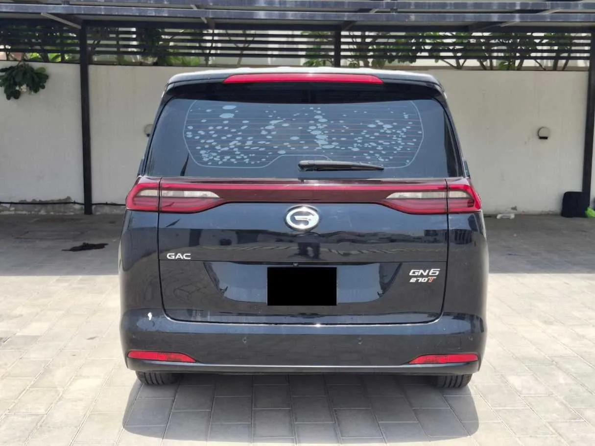 Car image 6
