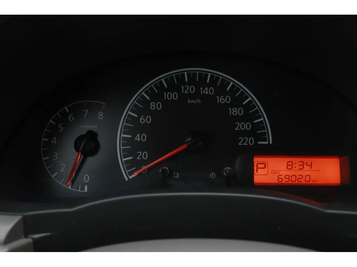 Car image 6