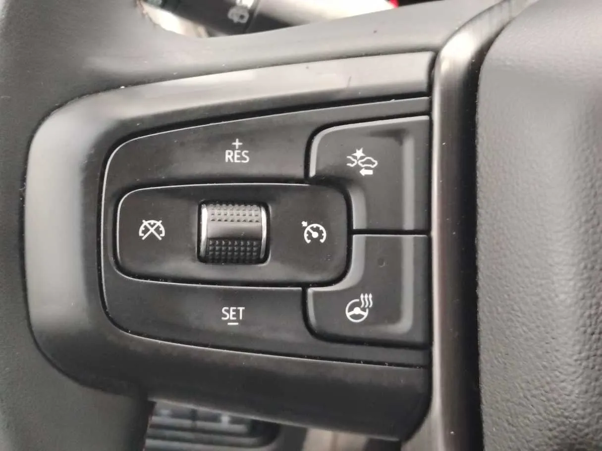 Car image 43