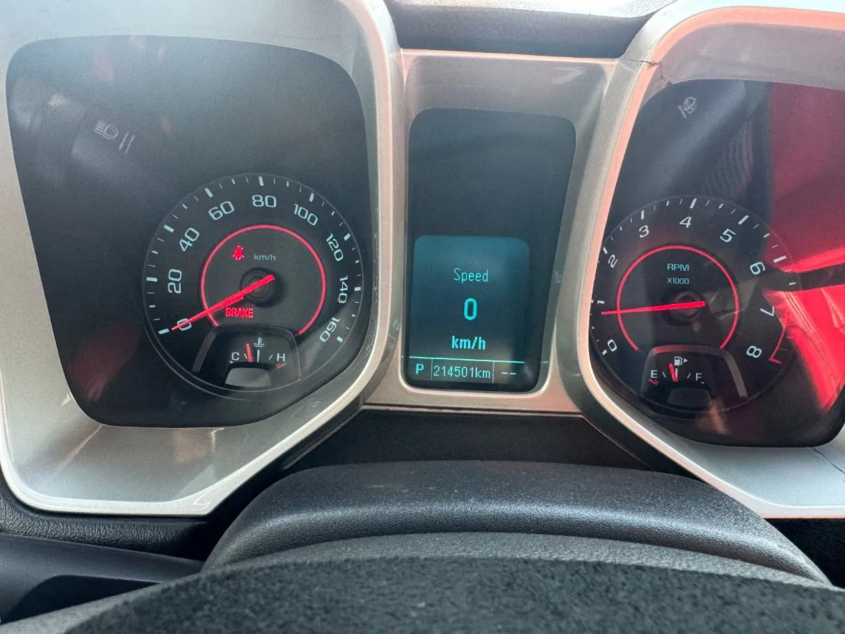 Car image 18