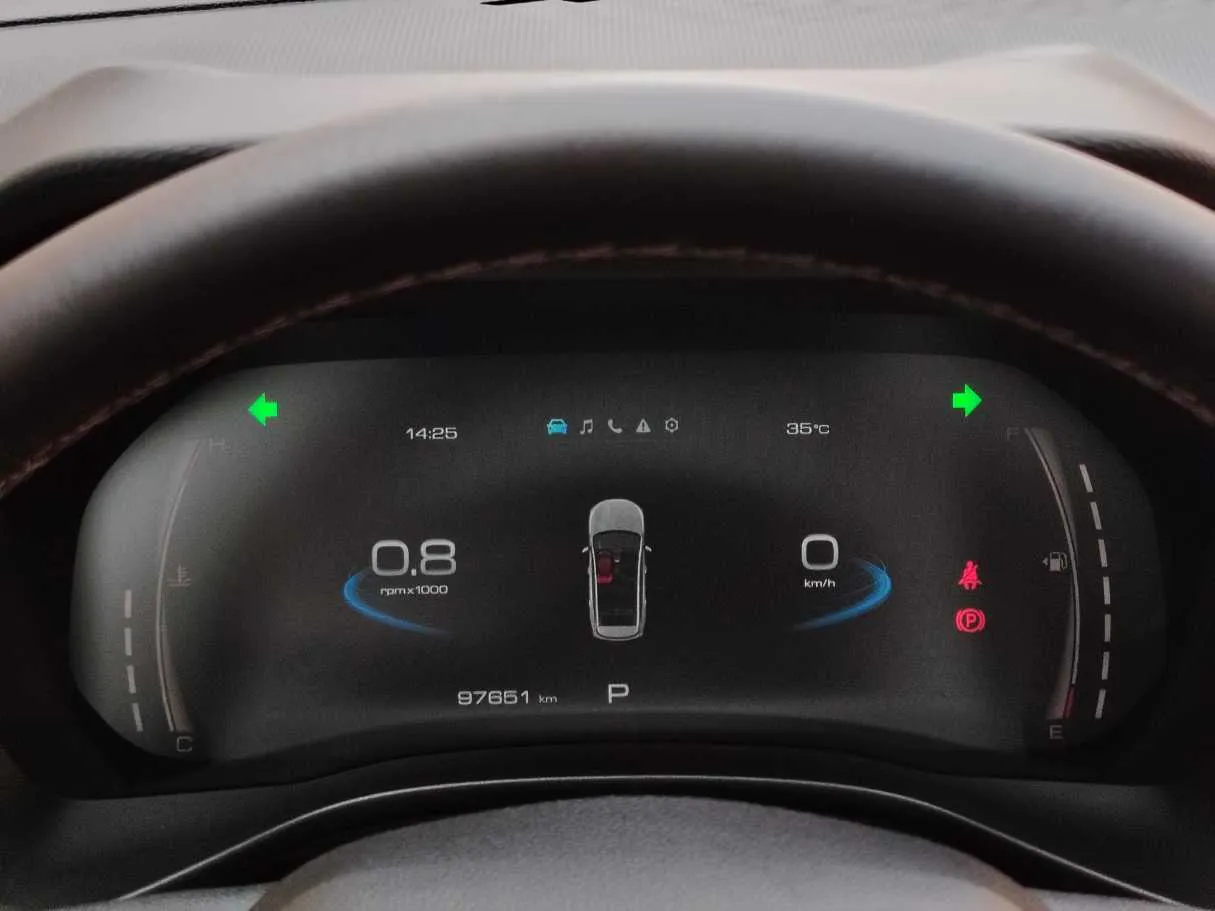 Car image 26
